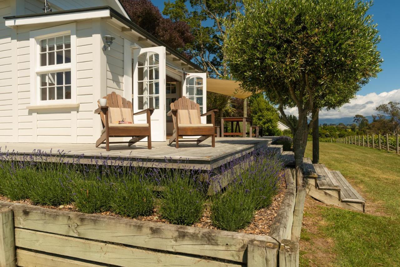 Kina Beach Cottages Tasman Extérieur photo