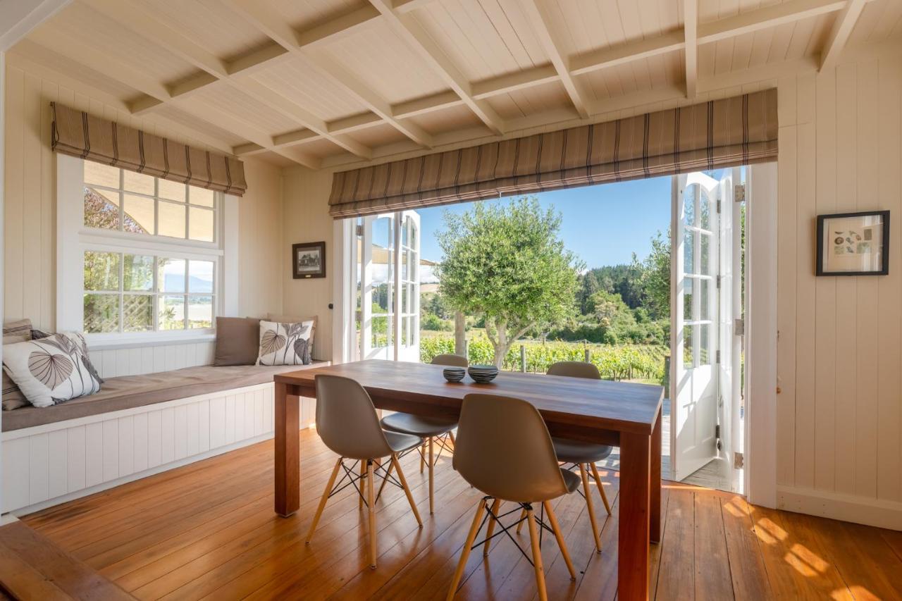 Kina Beach Cottages Tasman Extérieur photo